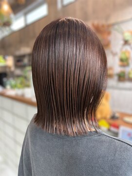ルーム 富木島店(room) 切りっぱなしボブ