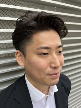 ステア ケース(stair case) アップバングパーマ