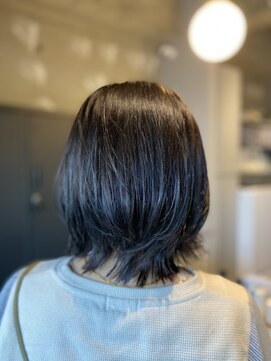 フープ 川越(hoop) ミディアムボブレイヤー×スターダスト