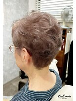 ハナ(Hana) クセを活かしてふんわりショート