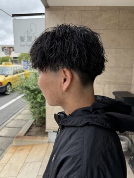 髪屋 紬 メンズ/メンズカット/メンズパーマ/ツイストスパイラル