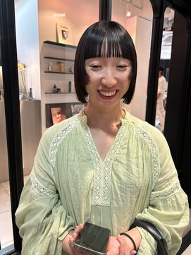 シータ(sheta) 【表参道sheta小林】黒髪切りっぱなしボブタッセルボブ韓国ボブ