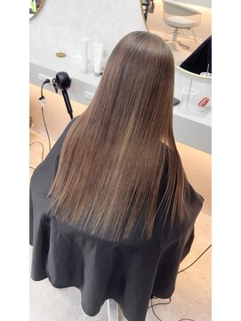 ソマリ(SOMARI.) ミルクティーベージュ