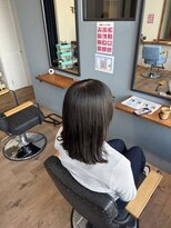 レアレア ヘアアンドライフ(LeaLea)&nbsp;イメチェン/ピンクベージュ/アンブレラカラー/前髪/伊丹