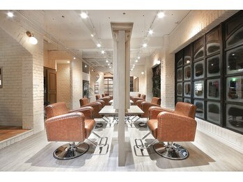 クロエ 天王寺(Cloe)の写真/【HPB AWARD 2026 BEST SALON SILVER Prize受賞】[オーガニックハーブカラー+カット￥6000]22時迄営業！