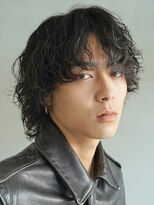 フィフス 大分(fifth)&nbsp;大分スパイラルパーマルーズパーマメンズカットセンターパート