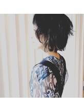 ニアウ ヘアドレス(nIAu. hair dress) 重く軽やかに