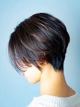 ギンイロ(giniro) ショートボブ 1