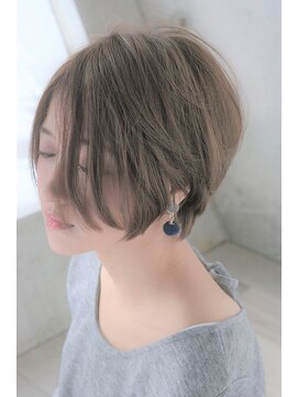スナッグルサロン(SNUGGLE SALON) 前下がりショートボブ×グレージュカラー  **