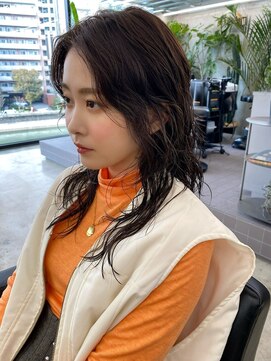 ビューズ オオサカ(VIEWS OSAKA) ダークアッシュ/韓国ツヤカラー/ラベンダーブラウン[肥後橋駅]