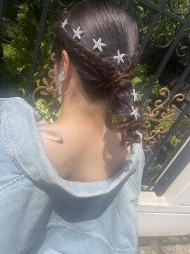 ヘアメイク アース 秋田仁井田店(HAIR & MAKE EARTH) タイトな編みおろし