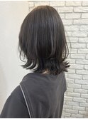 ウルフミディアム/ナチュラルグレージュ