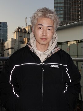 スタニング 渋谷(STUNNING.) メンズカット/スパイキーショート/ケアブリーチホワイトベージュ