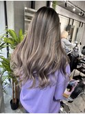 レイヤーボブハイライトブリーチレイヤーハイトーングレージュ