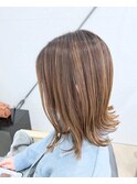 白髪ぼかしハイライト×ベージュカラー