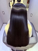 フォームフォローズファンクション 清澄白河(FORM FOLLOWS FUNCTION)&nbsp;上質な艶と柔らかさを、髪質から整える