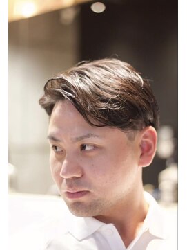 キングスマン トウキョウ(KINGSMAN TOKYO) スリックバックシチサン