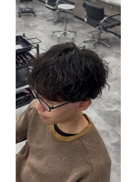 オム ブランシェ(HOMME BLANCHE’) 【Ryo】黒髪シャドウパーマ