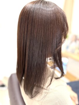 メタ(META) トステア高配合シスキュア縮毛矯正ストレートです☆