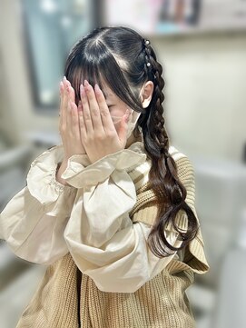 アイビー 新宿(IVY) 編みあげ三つ編みハーフツイン