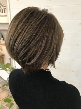 ルーフ ヘア アンド リラクション(RooF Hair and Relaxation) アッシュベージュ☆