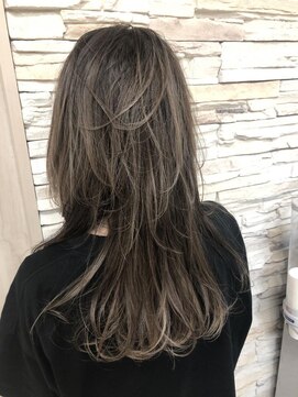 クレア(CREA) ウルフレイヤー＆アッシュベージュ