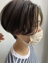 ベルフェミンキルン(Belle femin kilun) ショート×フレーミングカラー 顔周りカット デザインカラー