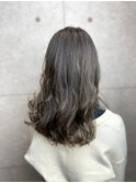 ダークグレージュ