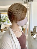 大人ハイトーンショートホブ丸みショートミルクティーベージュ