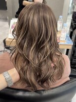 レディアル 大宮(REDEAL ope.) 【白髪手術】 ベージュハイライト