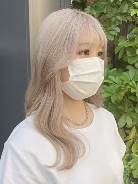 ルーパバイミュージアム(LOOPA by museum) ブロンド/ハイトーン/ダブルカラー