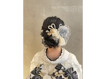 サロンドワン(SALON DE 1)