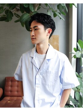 ニール 名古屋 伏見 丸の内(NEELU) メンズショートスパイラルパーマニュアンスパーマ