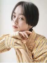 ガーランド (Garland) 大人かわいい小顔ハンサムショートセンターパート暗髪