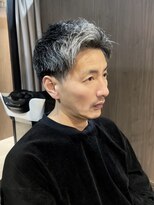 ラックスビー プレミアム 大阪駅前第3ビル店(LUXBE PREMIUM)&nbsp;40代50代ビジネスマンスタイル 白髪染め かき上げオールバック