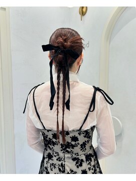 グラッド(glad) 三つ編みアレンジ