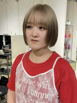 エイチ(811) バレイヤージュボブヘアセミロング前髪タッセルボブ姫カット