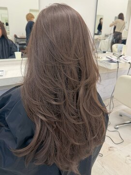 アイトーキョーエス 渋谷(AI TOKYO S) レイヤーカットハッシュカットハイレイヤー韓国ヘアくびれヘア