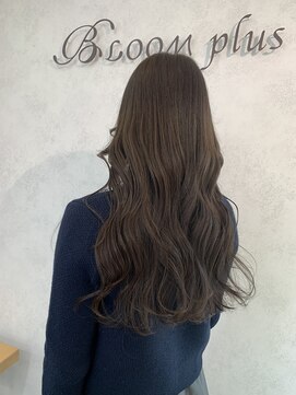 ヘアースペースブルーム プリュス 石橋店(HAIR SPACE BLOOM plus) グレージュ/透明感/レイヤーカット/艶髪