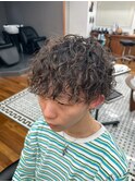表参道駅MEN’S/ニュアンスパーマ/刈り上げセンターパート
