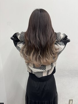 アライブ キチジョウジ(ALIVE Kichijoji) 【ALIVE吉祥寺】ミルクティーベージュグラデーション