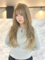 ヴィア 京都烏丸(Via)&nbsp;ブロンドベージュ/ミルクティー/ブリーチ/ハイトーン/レイヤー