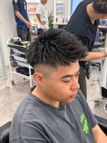 ルースト 心斎橋店(ROOST)&nbsp;刈り上げセンターパート/波巻きツイストスパイラル/大阪