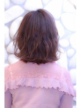 ルシードスタイル レアール(LUCIDO STYLE LeR) ふわ可愛ピンクアッシュで可愛さUP