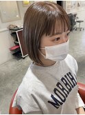 オン眉ミニボブ