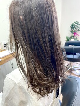 ハルリ(HaRuRy) 透明感アッシュブラウン