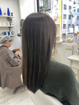 アルターシェリー(aL-ter che'rie) 艶感グレージュ/グレーベージュ/レイヤーロング/ウルフ　新籾