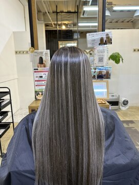 ヘアクリエイト ブラス Hair Create BRAS ノーダメージでハイライト