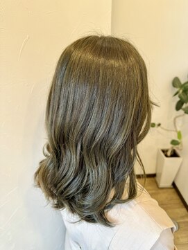 ストーリア 川崎店(STORIA) セミロング×リバース巻き