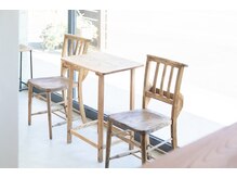 ニニィ(Ninny)の雰囲気（木を活かしたシンプルでスッキリとした落ち着いた美容室です。）